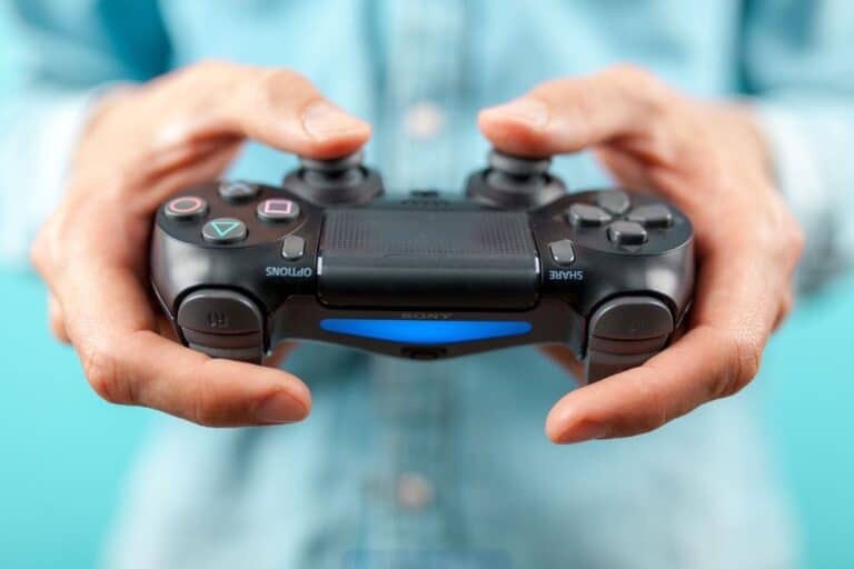 PS4