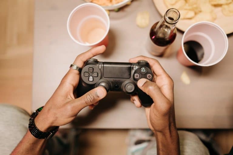 Imagen de Formatos físicos vs digitales en videojuegos: ventajas y límites