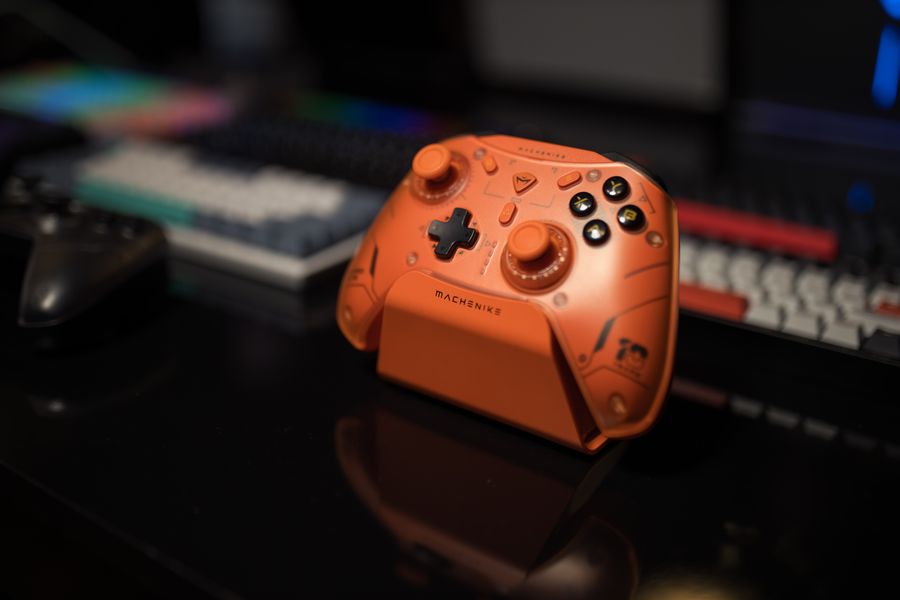 Control gaming naranja para PC