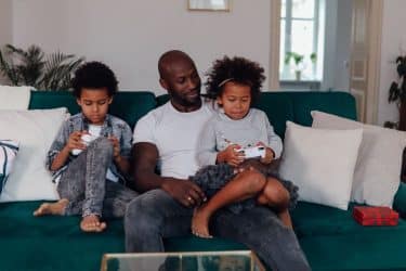 Videojuegos cooperativos para familias