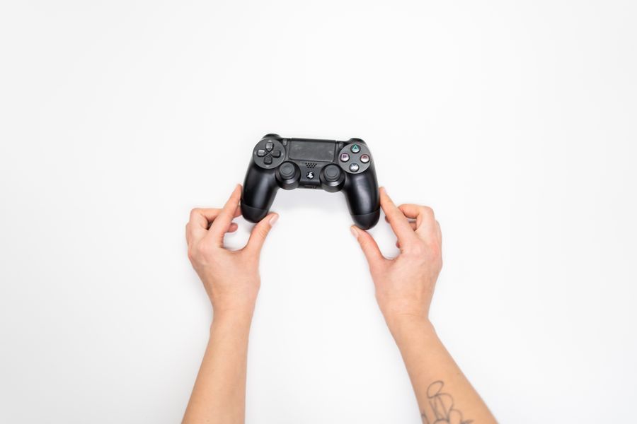Controlador de videojuegos y conservación de batería