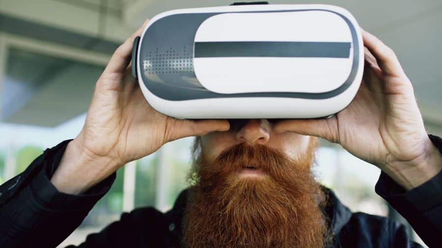 Experiencia virtual con casco VR