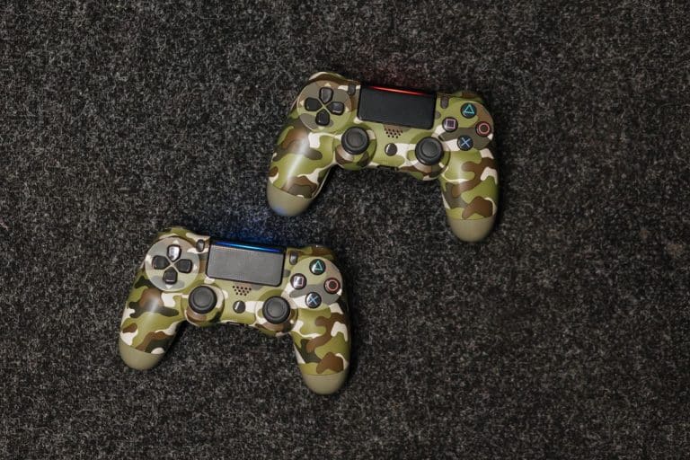 Mandos DualShock 4 V1 y V2 camuflados